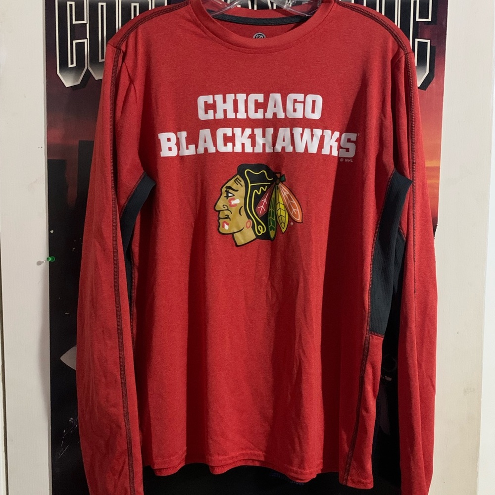 NHL Chicago Blackhawks Active Long Sleeve Shirt